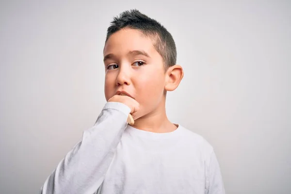 Kleine Kleine Junge Putzen Ihre Zähne Mit Zahnbürste Und Mundpasta — Stockfoto