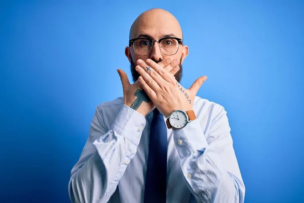 Handsome Business Bald Man Beard Wearing Elegant Tie Glasses Blue — Stock Photo, Image