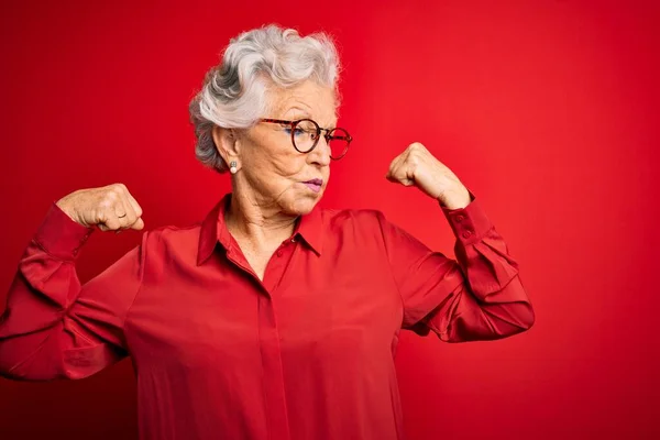 Senior Hermosa Mujer Pelo Gris Con Camisa Casual Gafas Sobre —  Fotos de Stock