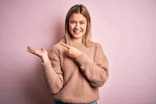 Young Beautiful Blonde Woman Wearing Winter Wool Sweater Pink Isolated — Stok fotoğraf