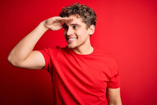 Young Blond Handsome Man Curly Hair Wearing Casual Shirt Red — Stock Photo, Image