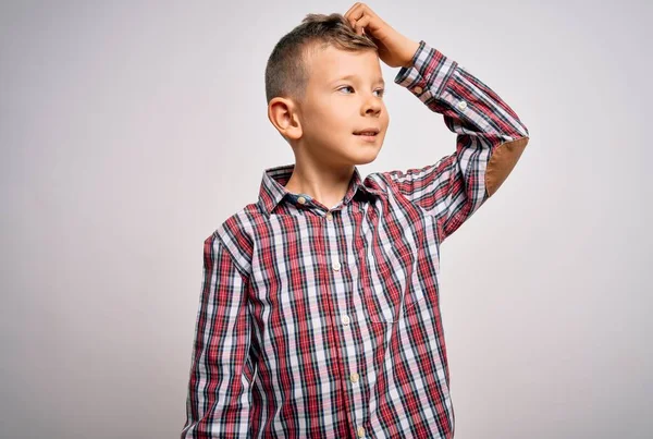 Joven Niño Caucásico Con Los Ojos Azules Usando Camisa Elegante — Foto de Stock