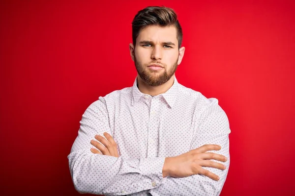 Joven Hombre Negocios Rubio Con Barba Ojos Azules Con Camisa —  Fotos de Stock