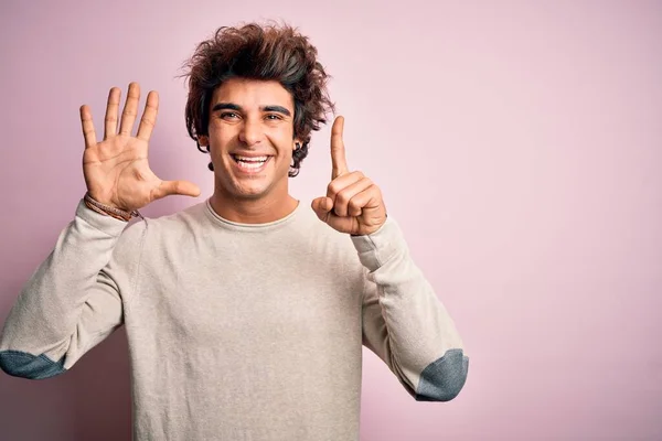 Jeune Bel Homme Portant Shirt Décontracté Debout Sur Fond Rose — Photo