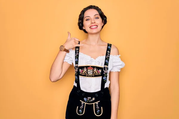 Young Beautiful German Woman Blue Eyes Wearing Traditional Octoberfest Dress — Stock Photo, Image