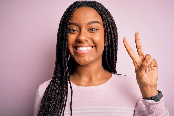 Close Young African American Woman Wearing Pink Sweater Isolated Background — Stock Photo, Image