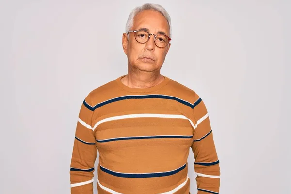 Homem Bonito Cabelos Grisalhos Sênior Meia Idade Usando Óculos Camisola — Fotografia de Stock