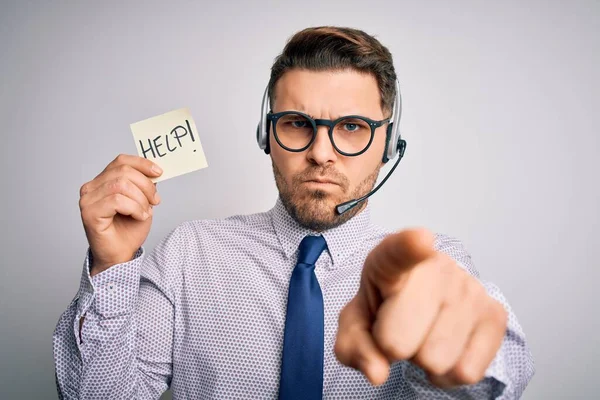 Giovane Uomo Affari Operatore Call Center Con Gli Occhi Blu — Foto Stock