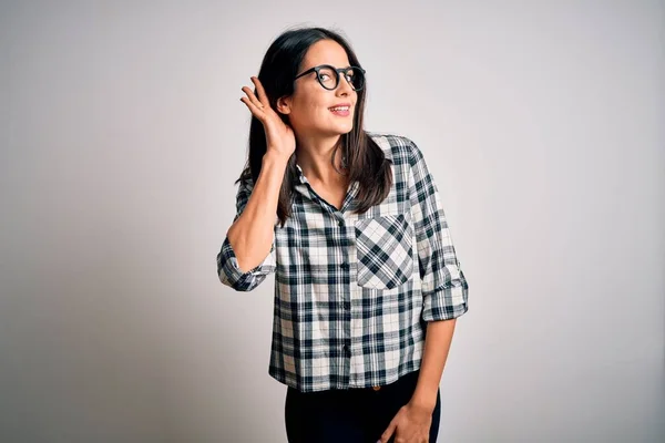 Mulher Morena Jovem Com Olhos Azuis Vestindo Camisa Casual Óculos — Fotografia de Stock