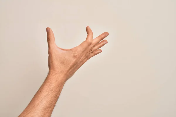 Mão Jovem Caucasiano Mostrando Dedos Sobre Fundo Branco Isolado Pegando — Fotografia de Stock