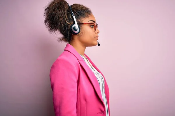 Joven Afroamericana Agente Call Center Chica Con Gafas Trabajo Con — Foto de Stock