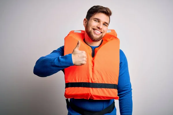 Young Blond Tourist Man Beard Blue Eyes Wearing Lifejacket White — Stock Photo, Image