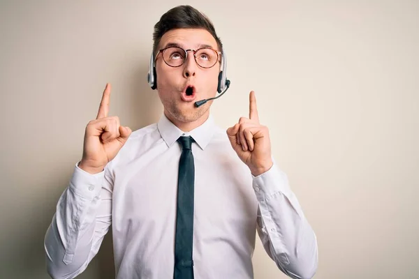 Young Handsome Caucasian Business Man Wearing Call Center Headset Customer — Stock Photo, Image