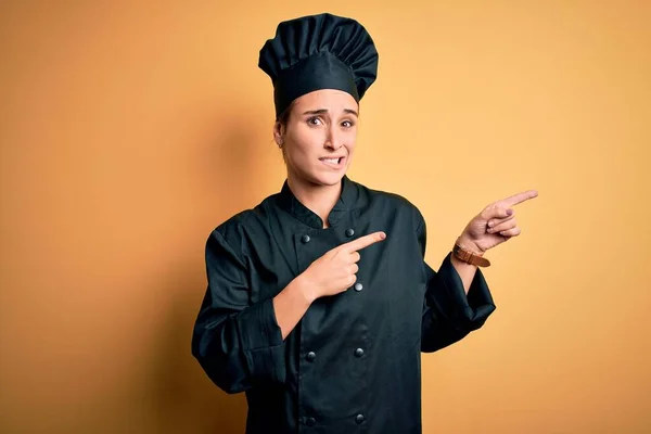 Young Beautiful Chef Woman Wearing Cooker Uniform Hat Standing Yellow — Stock Photo, Image