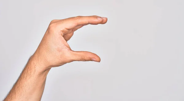 Mão Jovem Caucasiano Mostrando Dedos Sobre Fundo Branco Isolado Pegando — Fotografia de Stock