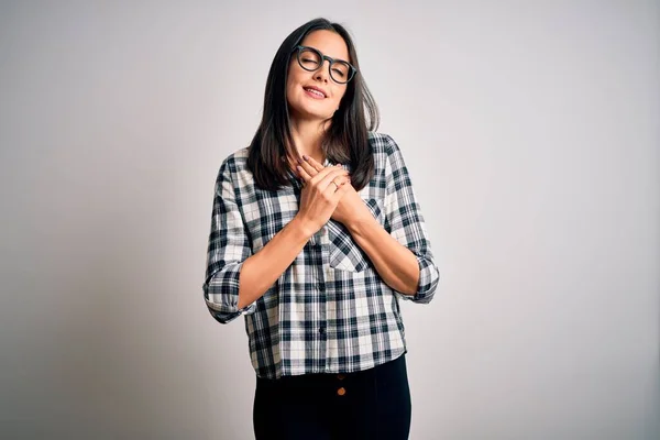 Mulher Morena Jovem Com Olhos Azuis Vestindo Camisa Casual Óculos — Fotografia de Stock