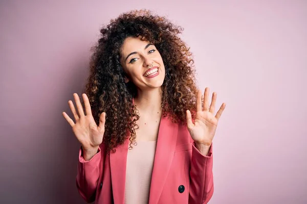 Young Beautiful Businesswoman Curly Hair Piercing Wearing Elegant Jacket Showing — Stock Photo, Image