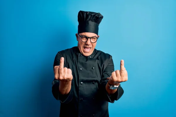 Middle Age Handsome Grey Haired Chef Man Wearing Cooker Uniform — Stok fotoğraf