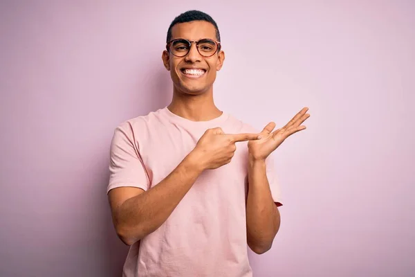 Handsome African American Man Wearing Casual Shirt Glasses Pink Background — Stock Photo, Image