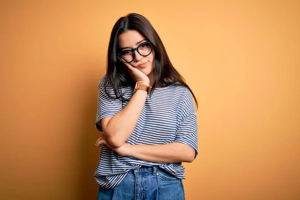Young Brunette Woman Wearing Glasses Navy Shirt Yellow Isolated Background — Stock Photo, Image
