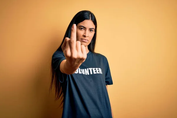 Young Beautiful Hispanic Woman Wearing Volunteer Shirt Social Charity Moral — Stok fotoğraf