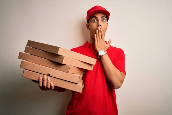 Поручний Афро Американець Який Тримає Коробки Італікою Піци Над Білим — стокове фото