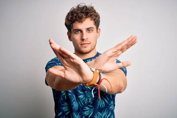 Young Blond Handsome Man Vacation Curly Hair Wearing Casual Summer — Stock Photo, Image