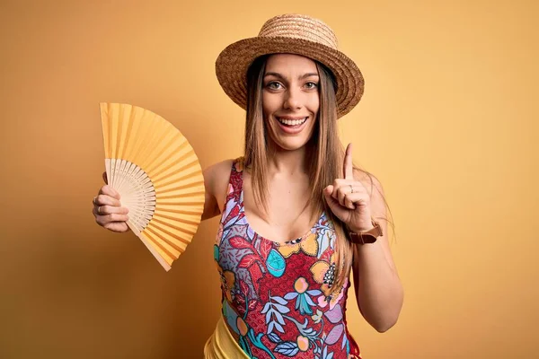 Young Beautiful Blonde Woman Wearing Swimsuit Summer Hat Holding Fan — Stock Photo, Image