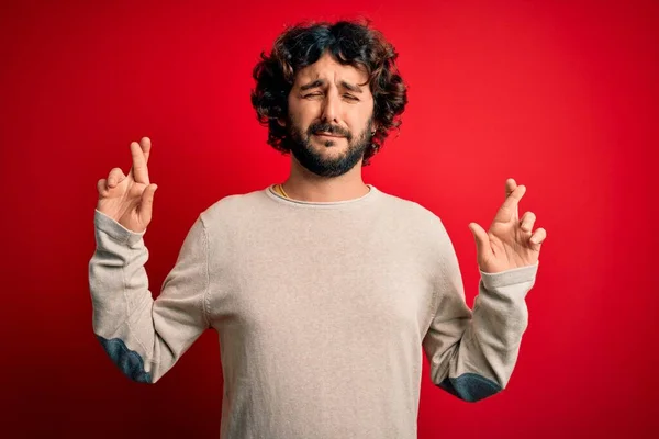 Young Handsome Man Beard Wearing Casual Sweater Standing Red Background — Stock Photo, Image