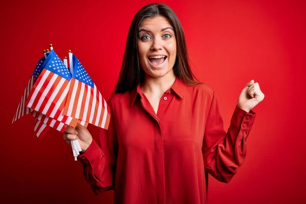 Young Beautiful Patriotic Woman Blue Eyes Holding United States Flags — Stock Photo, Image