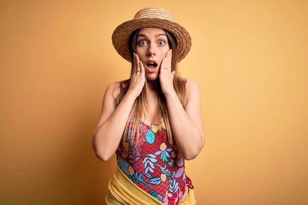 Young Beautiful Blonde Woman Wearing Swimsuit Summer Hat Yellow Background — Stock Photo, Image