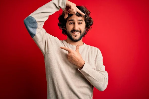 Young Handsome Man Beard Wearing Casual Sweater Standing Red Background — Stock Photo, Image