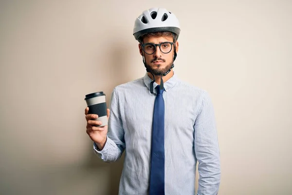 Jovem Empresário Usando Óculos Capacete Bicicleta Bebendo Xícara Café Com — Fotografia de Stock