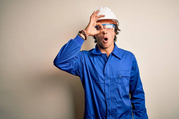 Young Constructor Man Wearing Uniform Security Helmet Isolated White Background — Stock Photo, Image