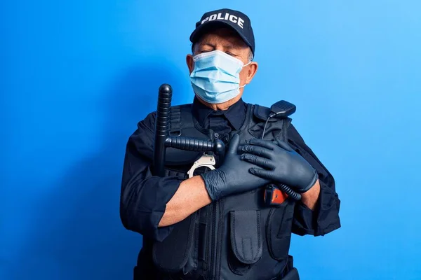 Policía Madura Con Máscara Médica Coronavirus Concepto Cuarentena — Foto de Stock