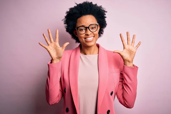 Jeune Belle Afro Afro Américaine Femme Affaires Avec Des Cheveux — Photo