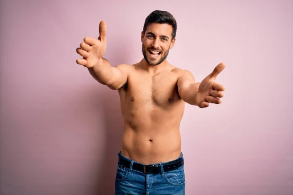 Young Handsome Strong Man Beard Shirtless Standing Isolated Pink Background — Stock Photo, Image