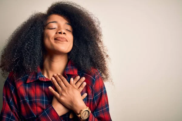 Mladá Krásná Africká Američanka Neformální Košili Přes Izolované Pozadí Úsměvem — Stock fotografie