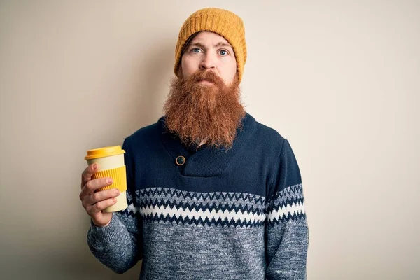 Redhead Irish Man Beard Wearing Winter Hat Drinking Take Away — Foto de Stock