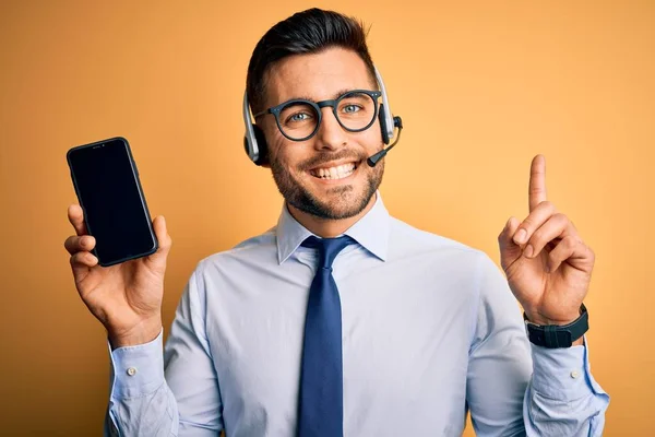 Homem Operador Negócios Com Fone Ouvido Atendimento Cliente Call Center — Fotografia de Stock