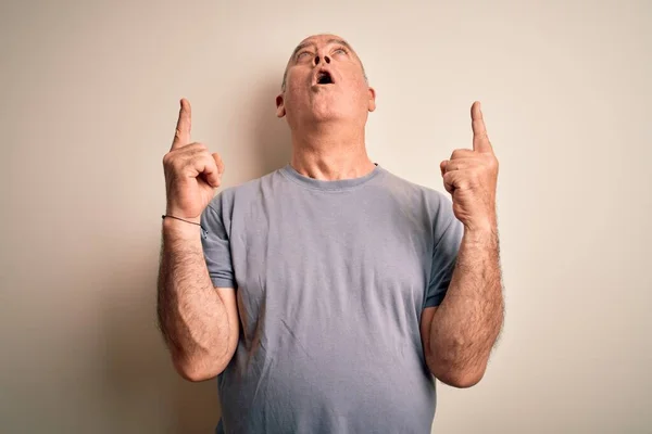 Middle Age Handsome Hoary Man Wearing Shirt Standing Isolated White — Stock Photo, Image