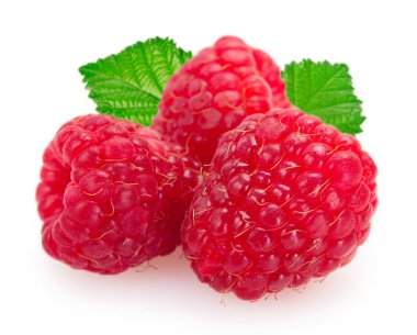 Beyaz arkaplanda taze ahududu