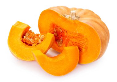 Beyaz arkaplanda izole edilmiş taze balkabağı yakın plan