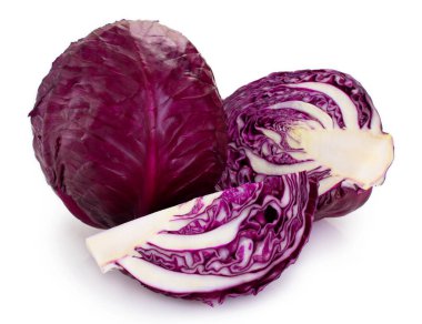 Beyaz arka planda izole edilmiş taze kırmızı lahana