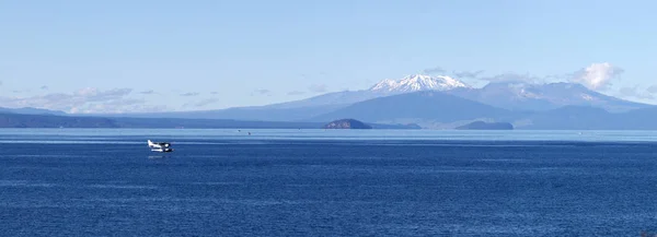 Panorama do lago Taupo — Fotografia de Stock