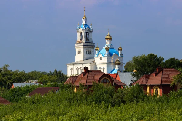 Antigua Iglesia Kamyshlov Rusia — Foto de Stock