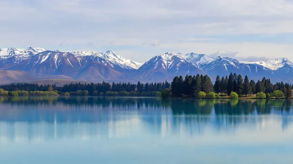 A Ruataniwha-tó panorámája Twizel közelében, Új-Zéland — Stock Fotó