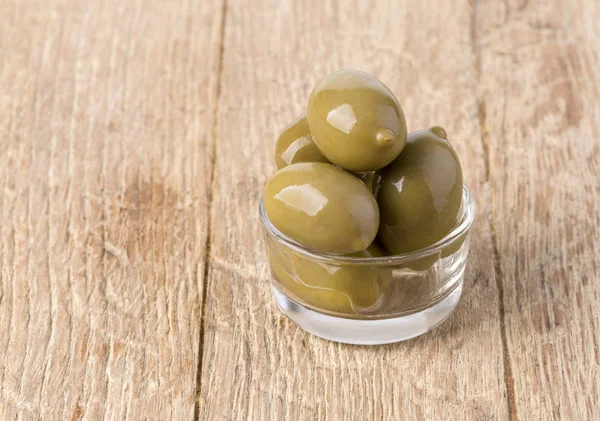 Pickled green olives — Stock Photo, Image