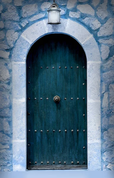 Зачинені Двері дерев'яні . — стокове фото