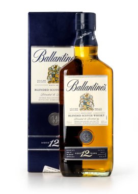  Ballantines 12 yaşında bir botle fotoğrafı 